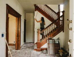 DIY Vs. Hiring Professionals - Pros and Cons for Your Home Renovation